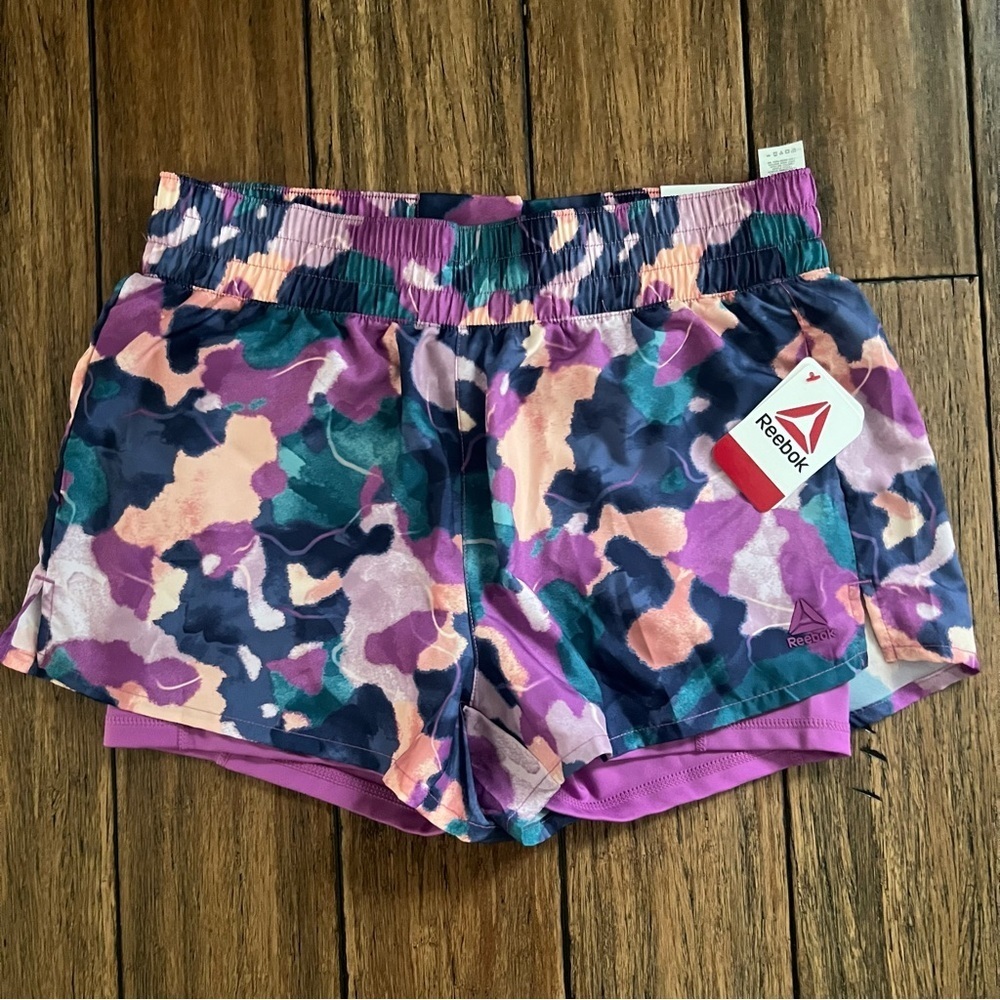 NWT Reebok High Rise Athletic Shorts M Key Pocket Undershorts Running Hiking